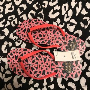 Crown & Ivy Flip Flops